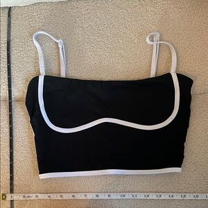 Black and White Workout Crop Top